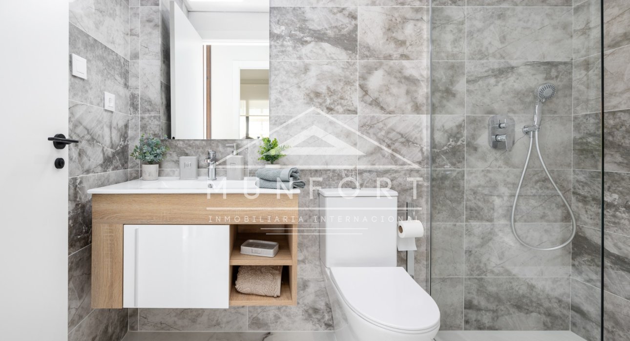 Segunda mano - Áticos -
San Miguel de Salinas