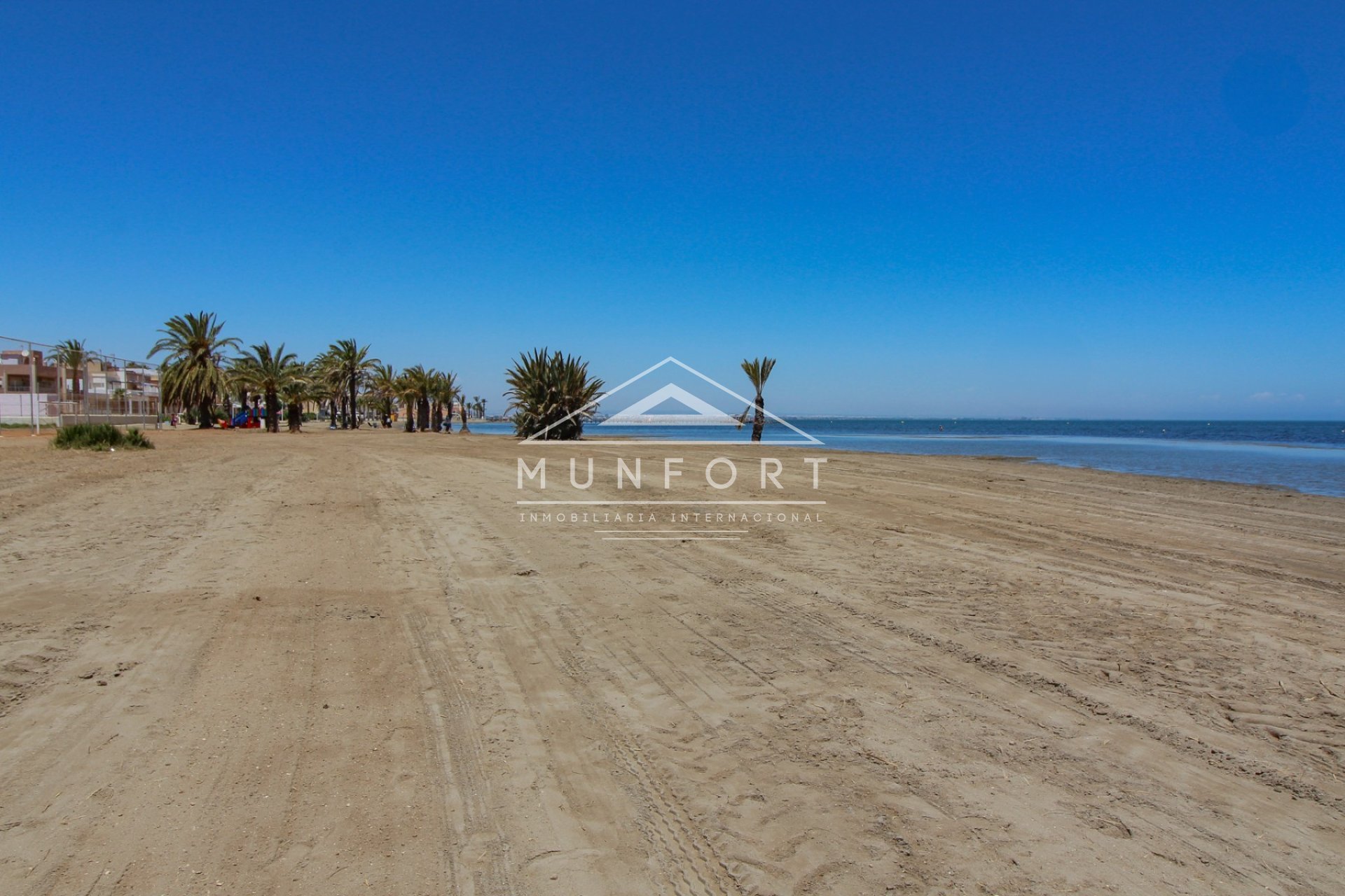 Segunda mano - Bungalows -
Los Urrutias - Estrella de Mar