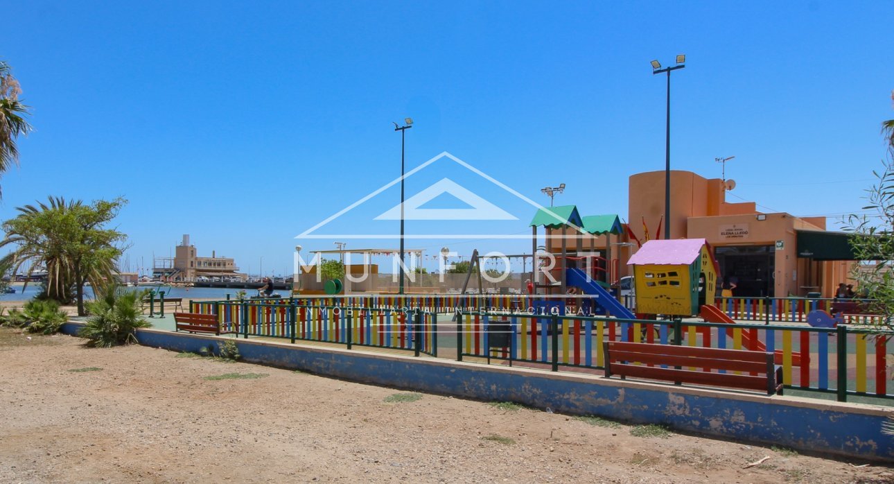 Segunda mano - Bungalows -
Los Urrutias - Estrella de Mar