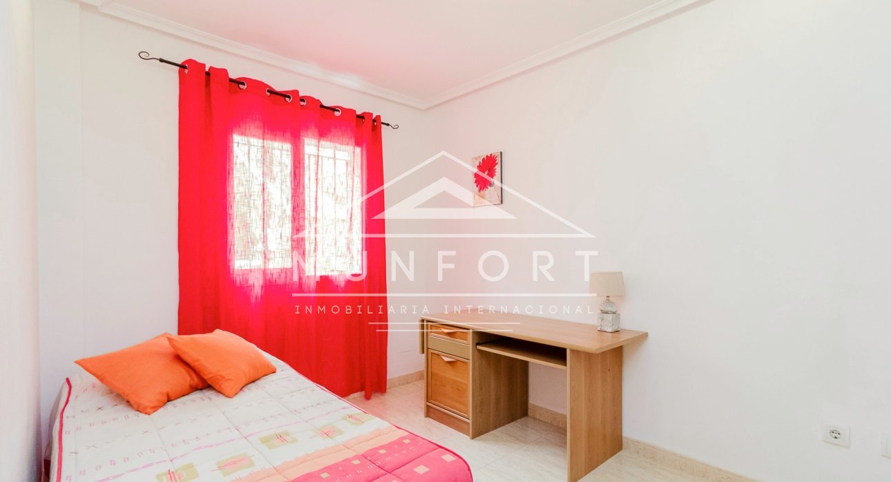 Segunda mano - Bungalows -
Orihuela Costa - ZENIAMAR