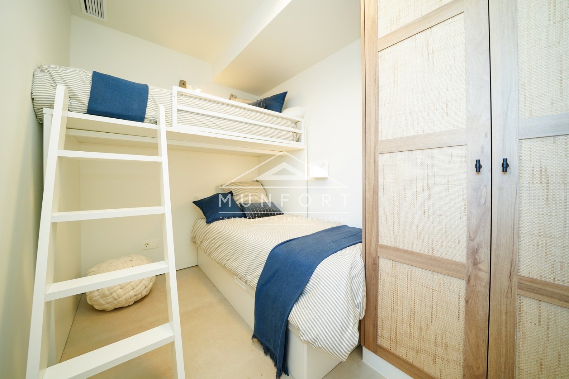 Segunda mano - Bungalows -
Pilar de la Horadada - Torre de la Horadada