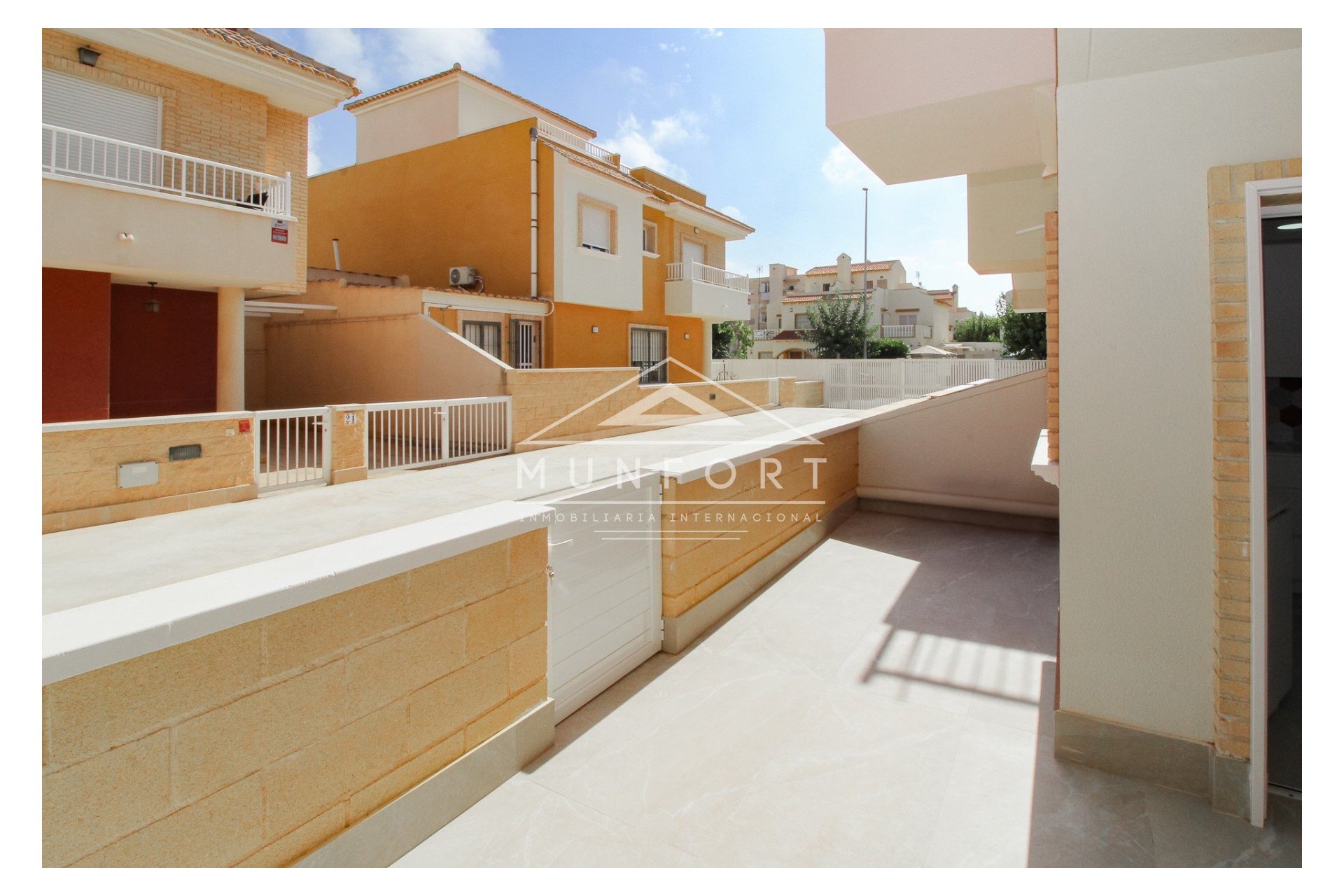 Segunda mano - Bungalows -
Pilar de la Horadada - Torre de la Horadada