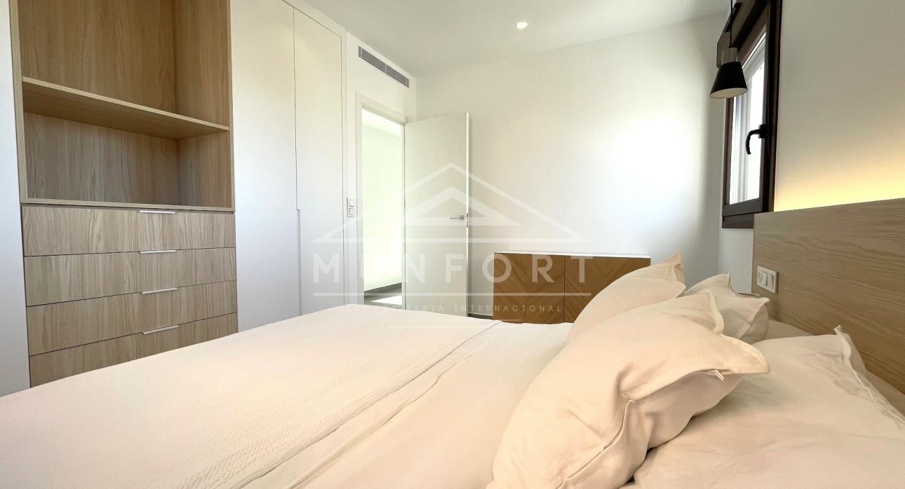 Segunda mano - Bungalows -
Pilar de la Horadada