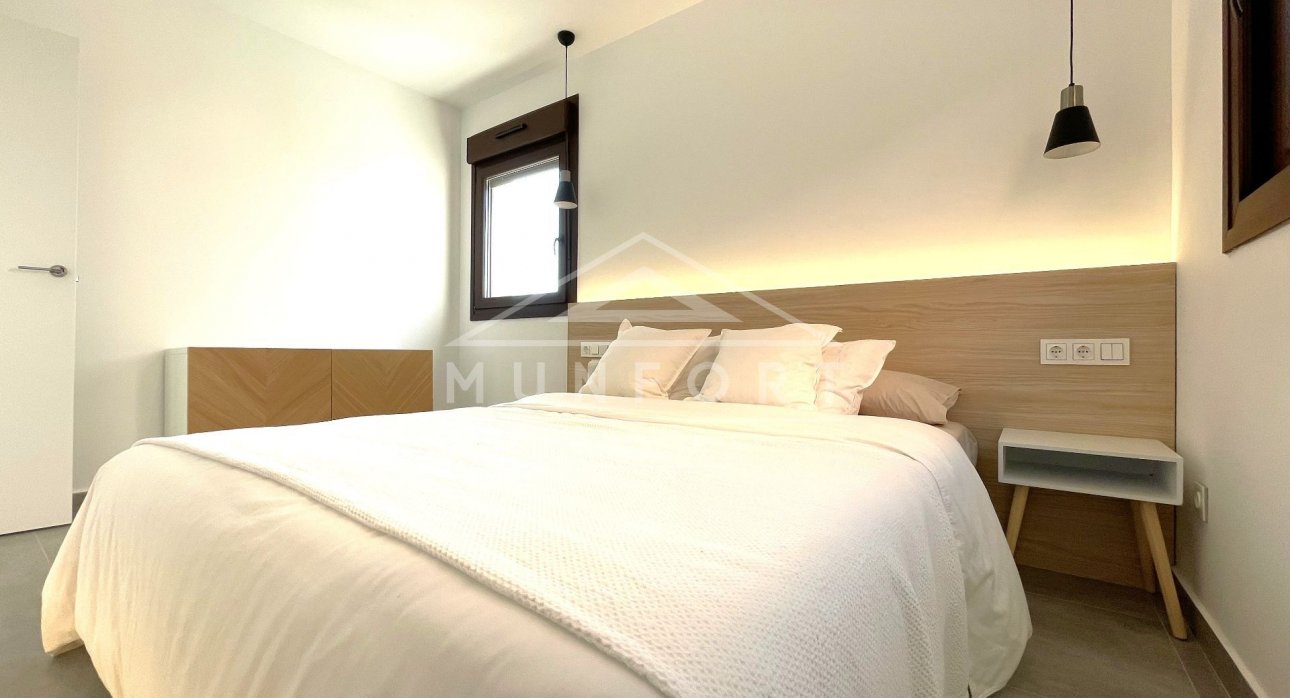 Segunda mano - Bungalows -
Pilar de la Horadada