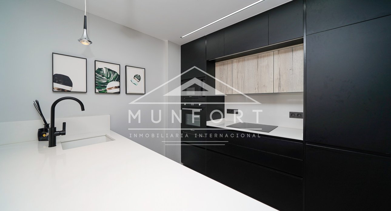 Segunda mano - Bungalows -
Pilar de la Horadada