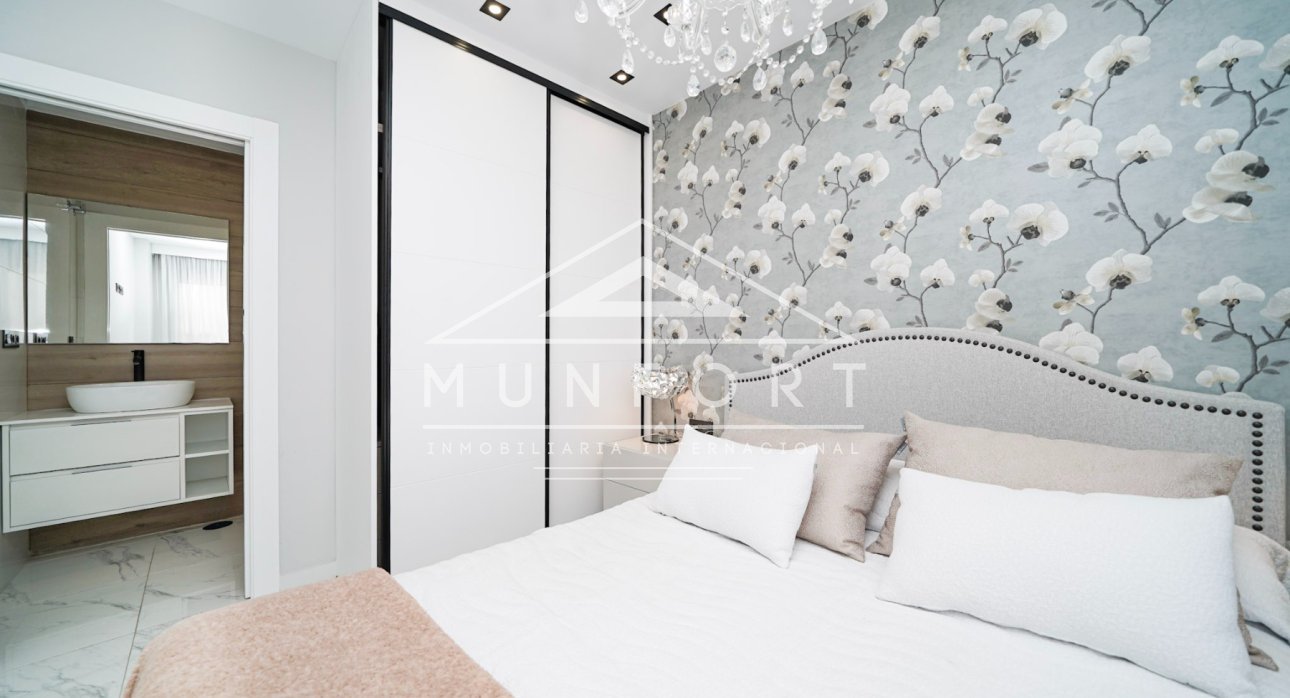 Segunda mano - Bungalows -
Pilar de la Horadada