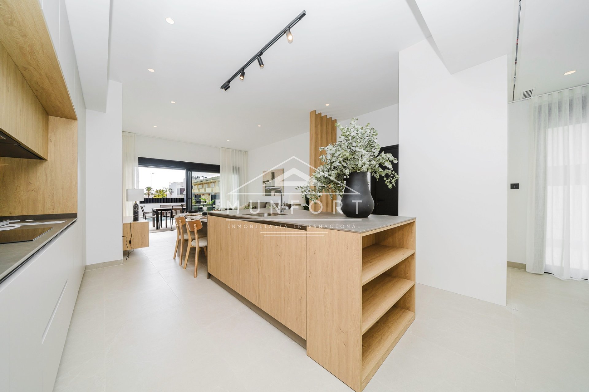 Segunda mano - Bungalows -
Pilar de la Horadada