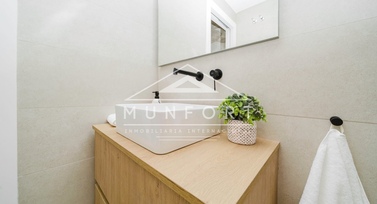 Segunda mano - Bungalows -
Pilar de la Horadada