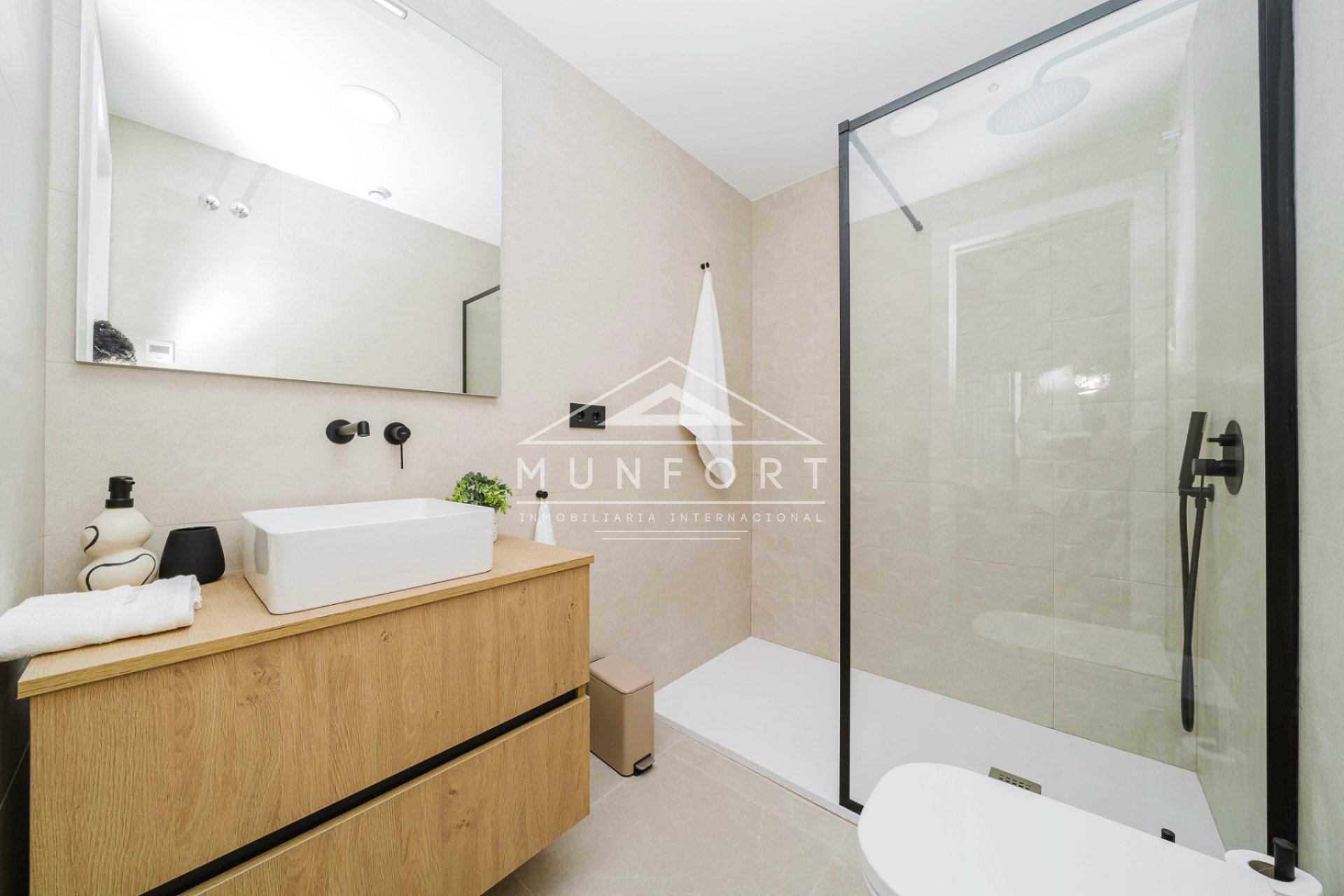 Segunda mano - Bungalows -
Pilar de la Horadada