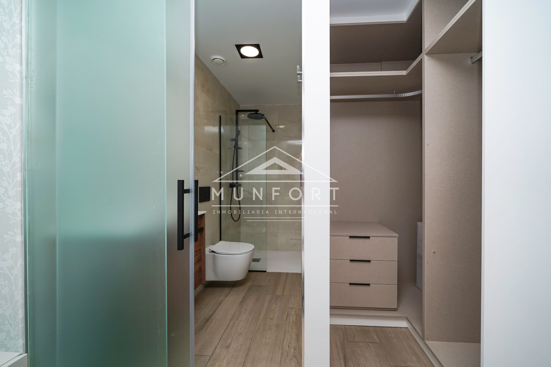 Segunda mano - Bungalows -
Pilar de la Horadada