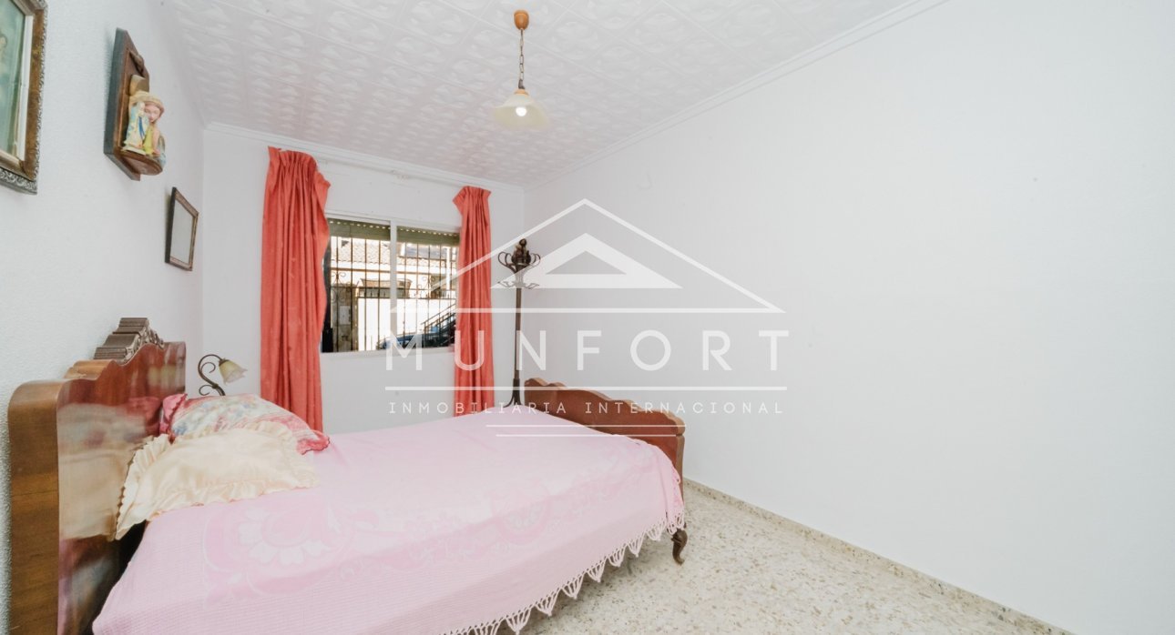 Segunda mano - Bungalows -
Pilar de la Horadada