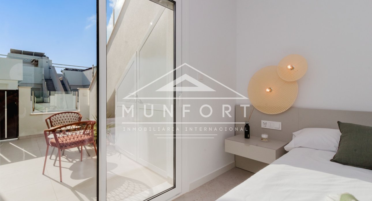 Segunda mano - Bungalows -
Pilar de la Horadada