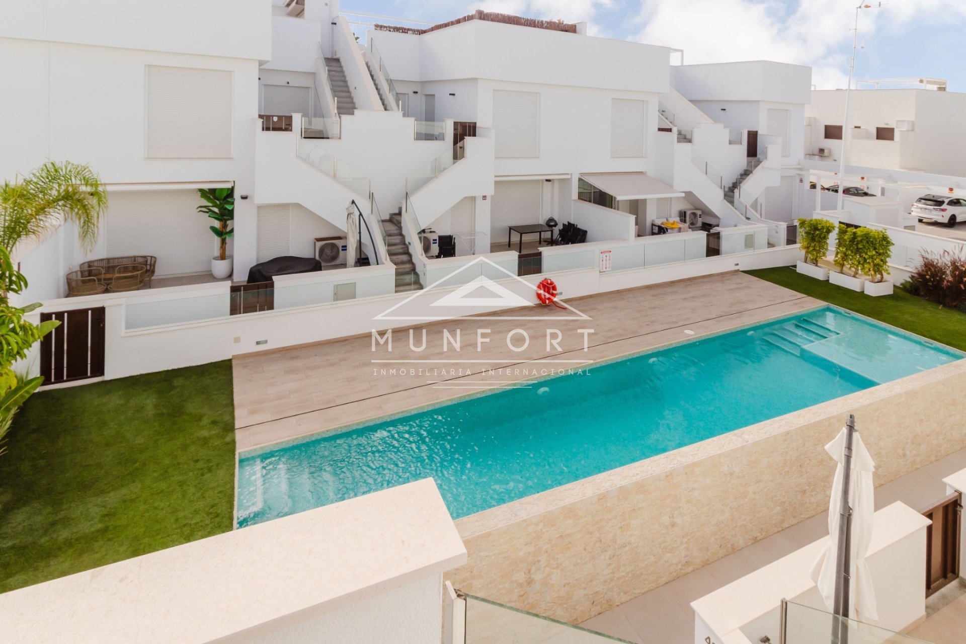 Segunda mano - Bungalows -
Pilar de la Horadada