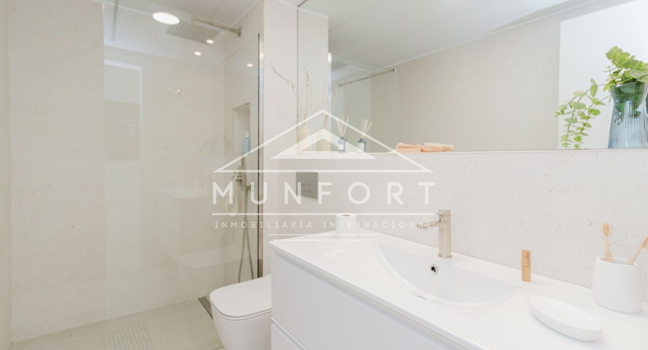 Segunda mano - Bungalows -
Pilar de la Horadada