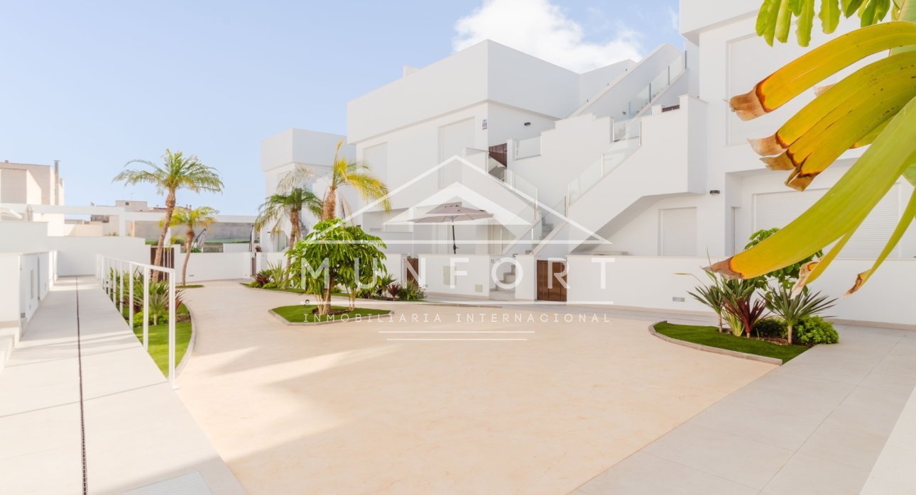 Segunda mano - Bungalows -
Pilar de la Horadada