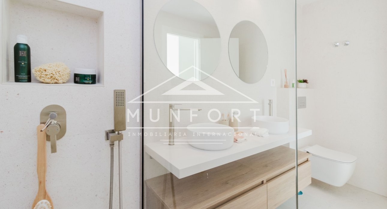 Segunda mano - Bungalows -
Pilar de la Horadada