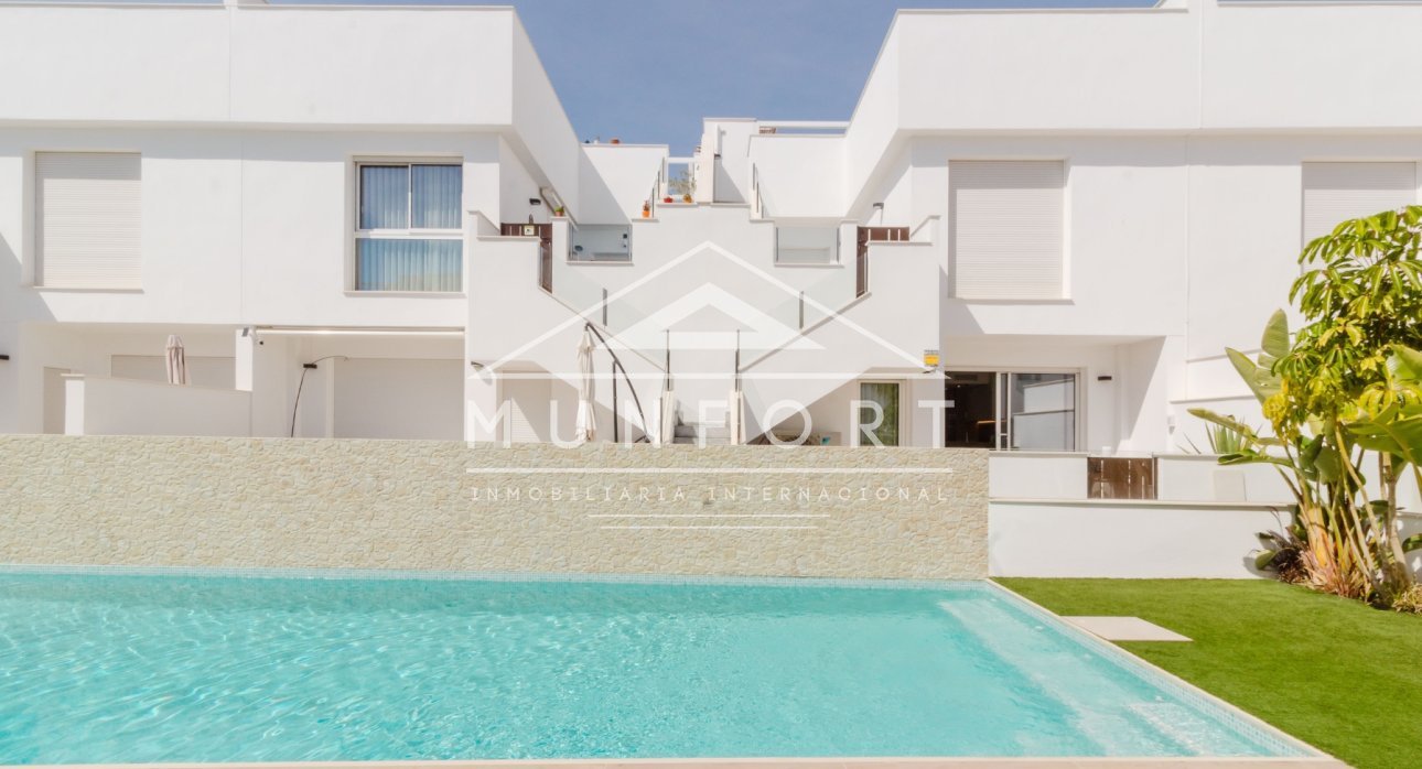 Segunda mano - Bungalows -
Pilar de la Horadada