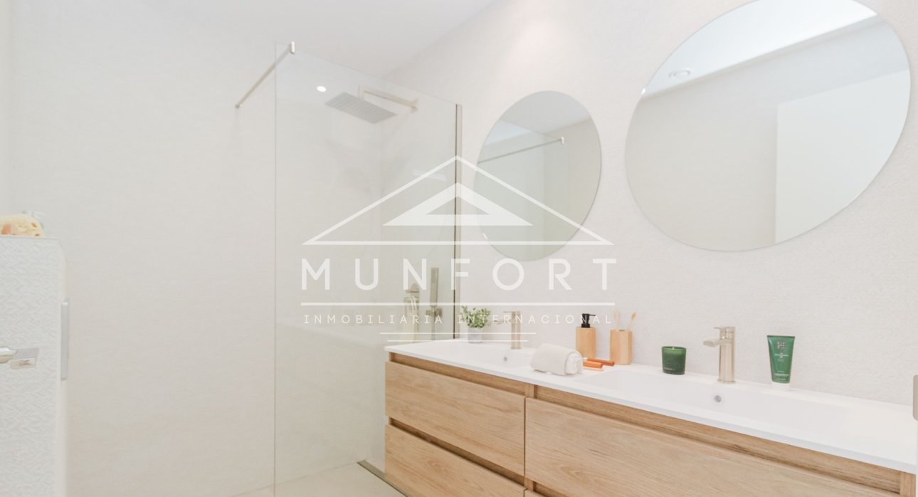 Segunda mano - Bungalows -
Pilar de la Horadada