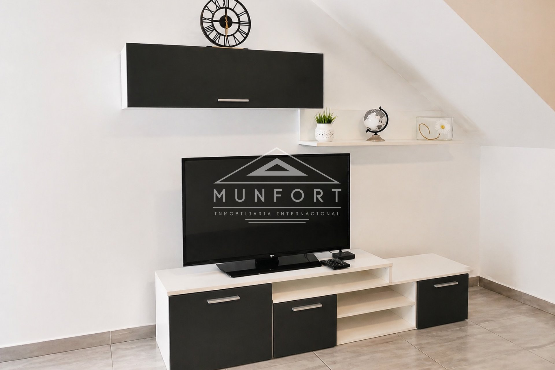 Segunda mano - Bungalows -
Pilar de la Horadada