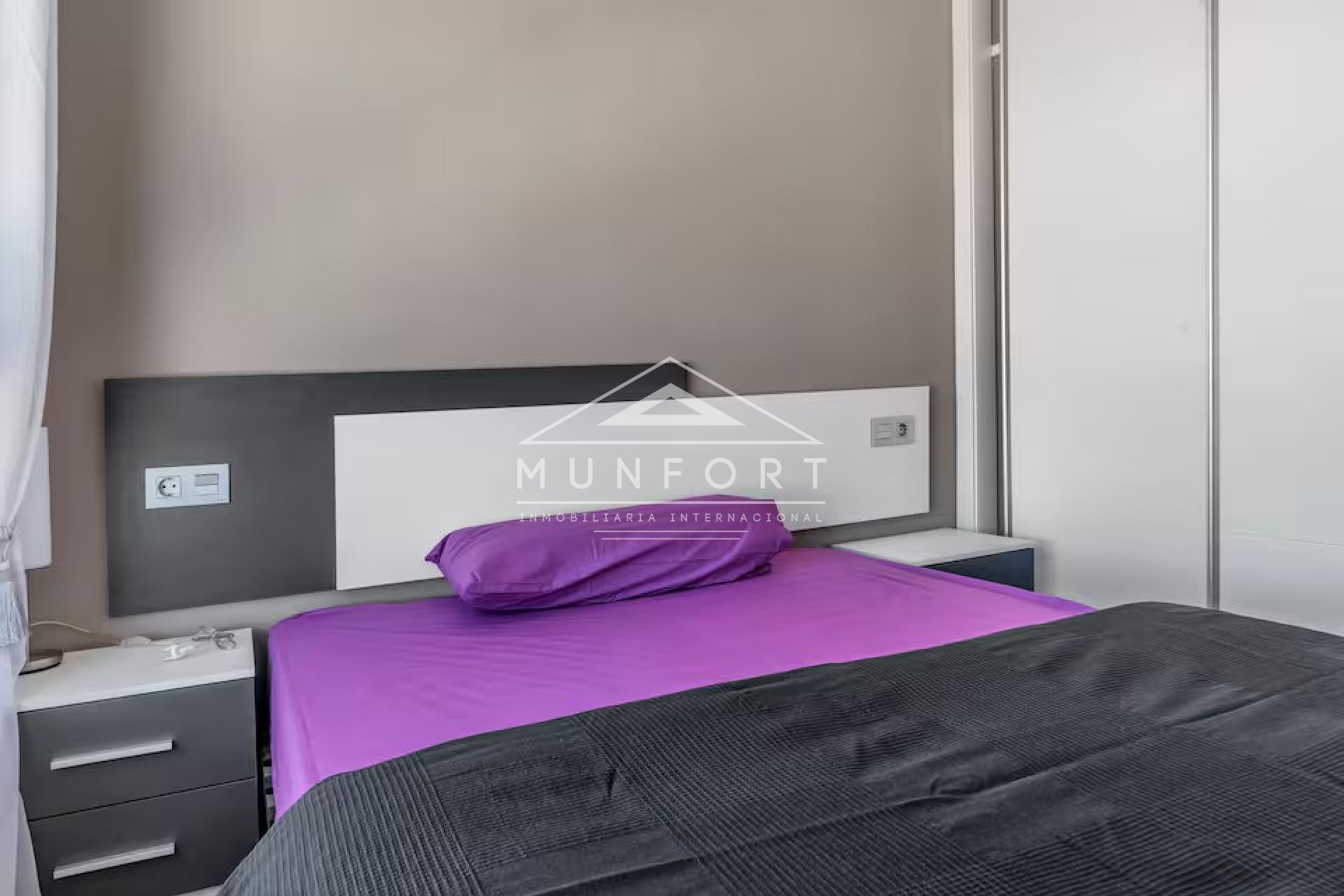 Segunda mano - Bungalows -
Pilar de la Horadada