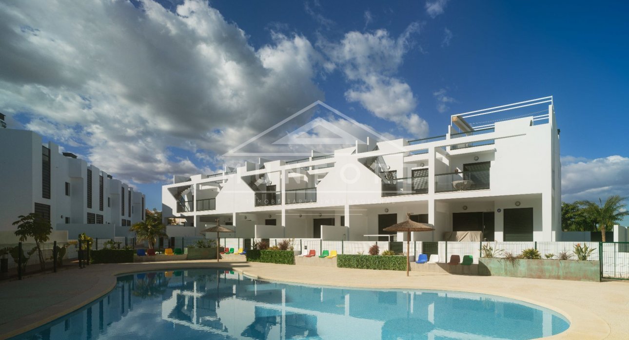 Segunda mano - Bungalows -
Torre de la Horadada - Las HIguericas