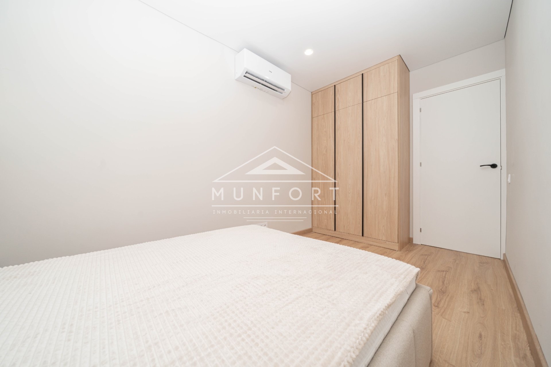 Segunda mano - Bungalows -
Torrevieja - La Veleta - Torrevieja