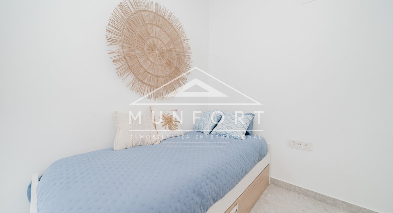 Segunda mano - Bungalows -
Torrevieja - Los Balcones - Torrevieja