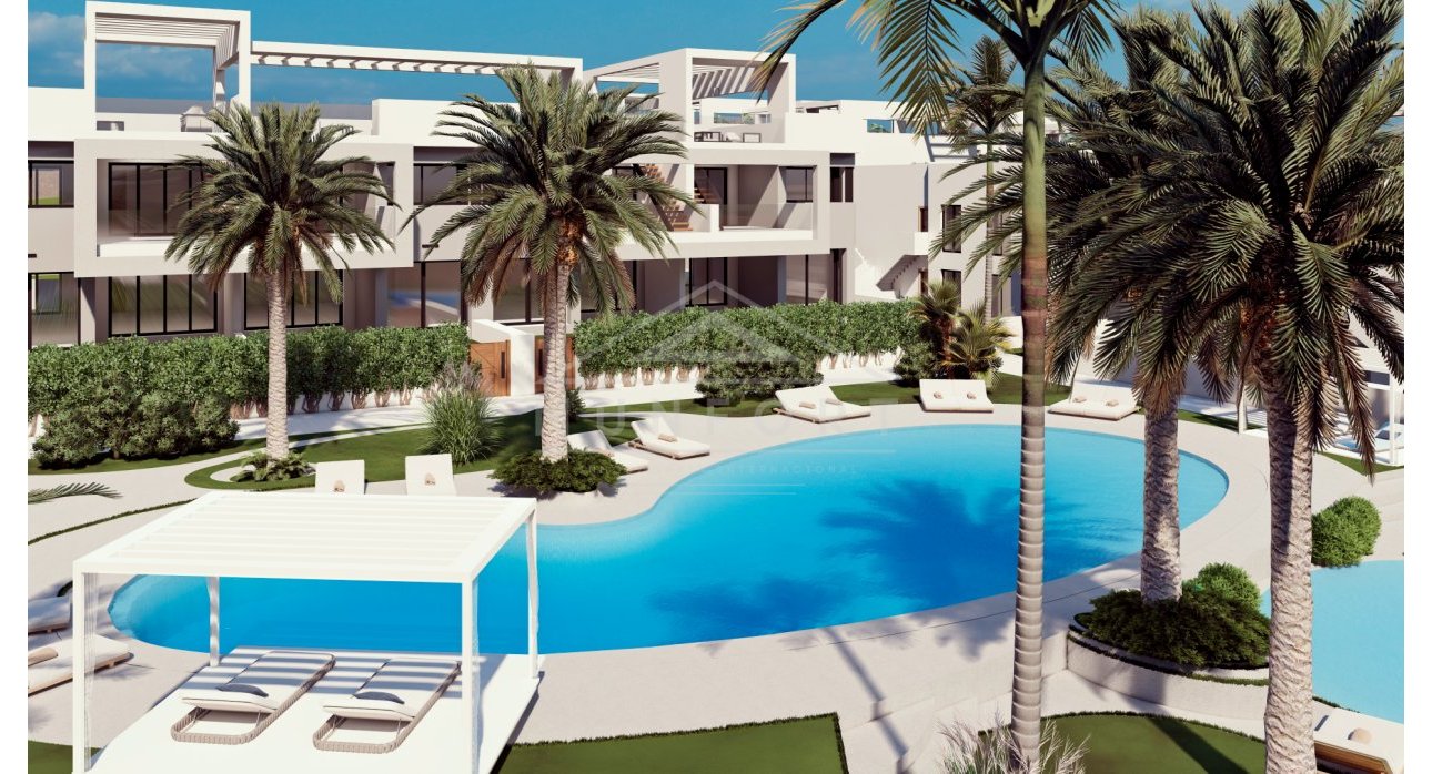 Segunda mano - Bungalows -
Torrevieja - Los Balcones