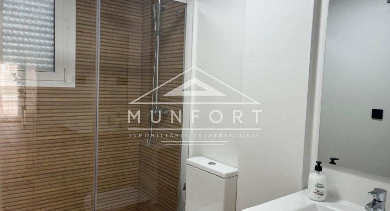 Segunda mano - Casas Adosadas -
Alcázares, Los - Los Alc&aacute;zares