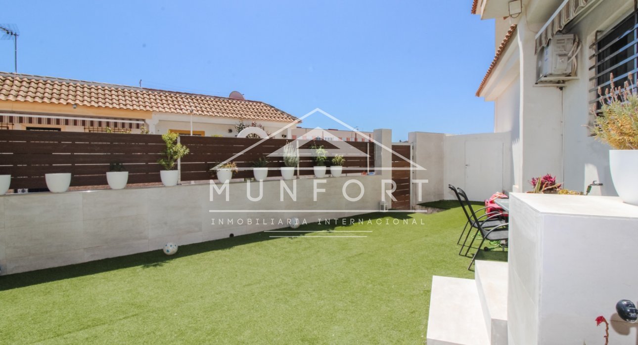 Segunda mano - Casas Adosadas -
Alcázares, Los - Los Narejos