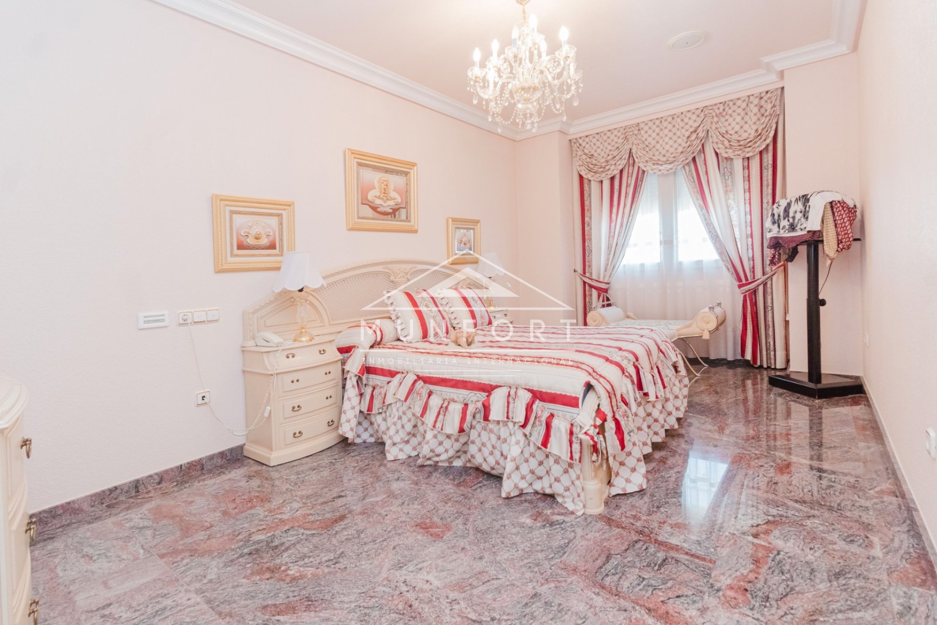 Segunda mano - Casas Adosadas -
Alcázares, Los