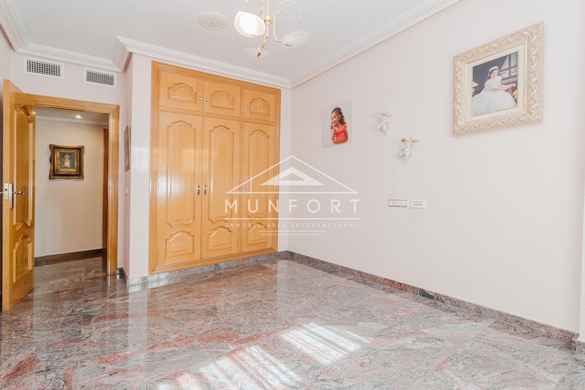 Segunda mano - Casas Adosadas -
Alcázares, Los