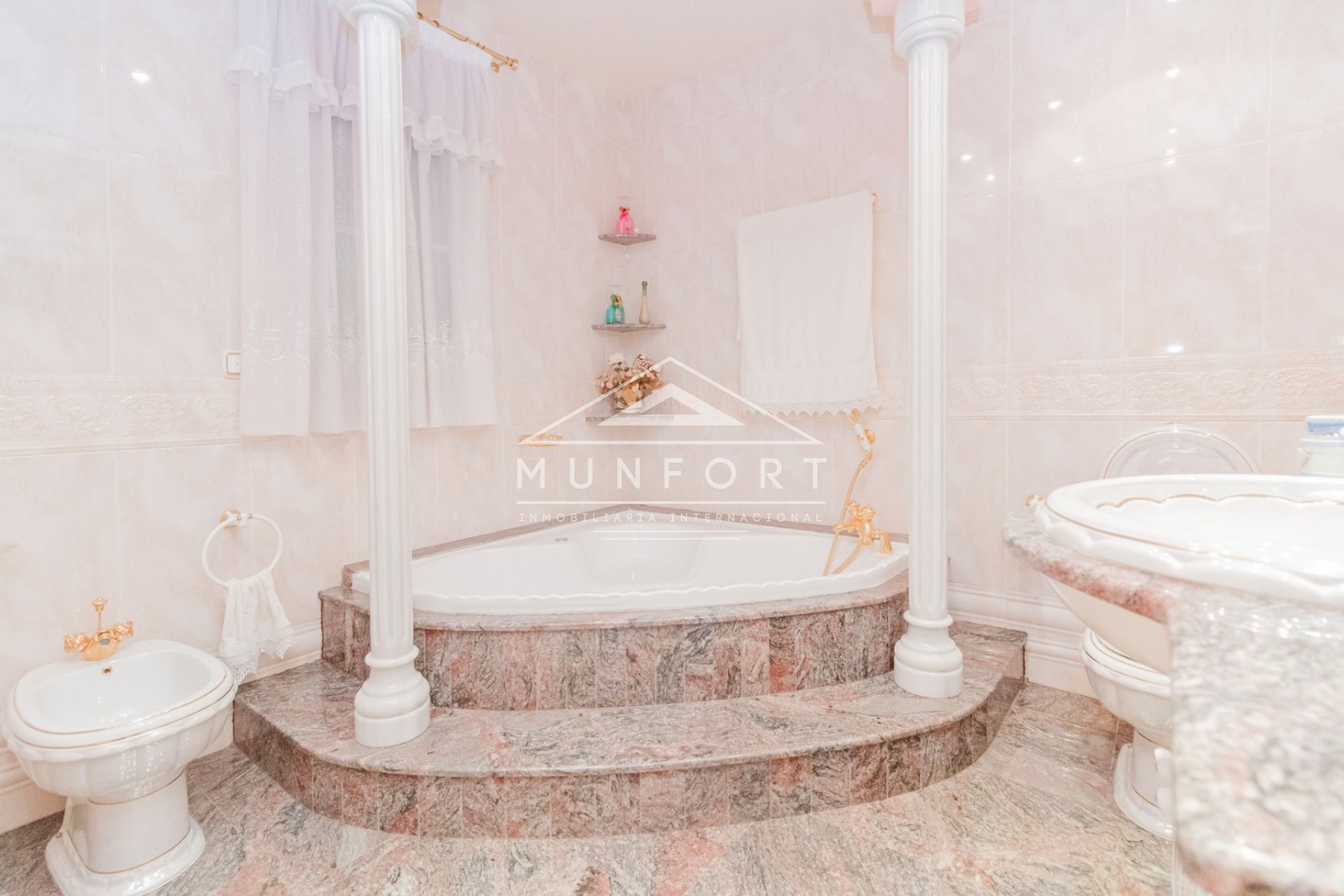 Segunda mano - Casas Adosadas -
Alcázares, Los