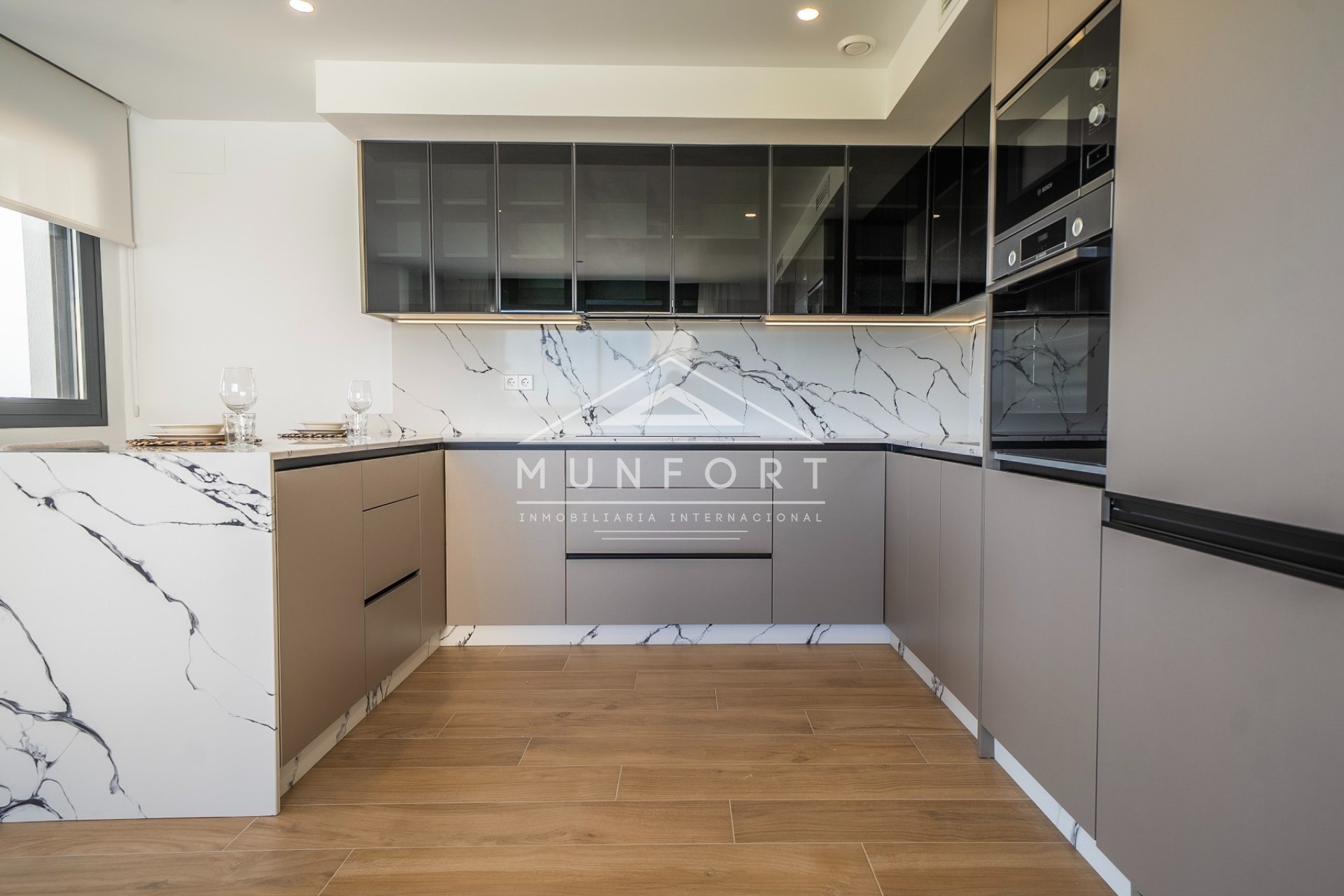 Segunda mano - Casas Adosadas -
Algorfa