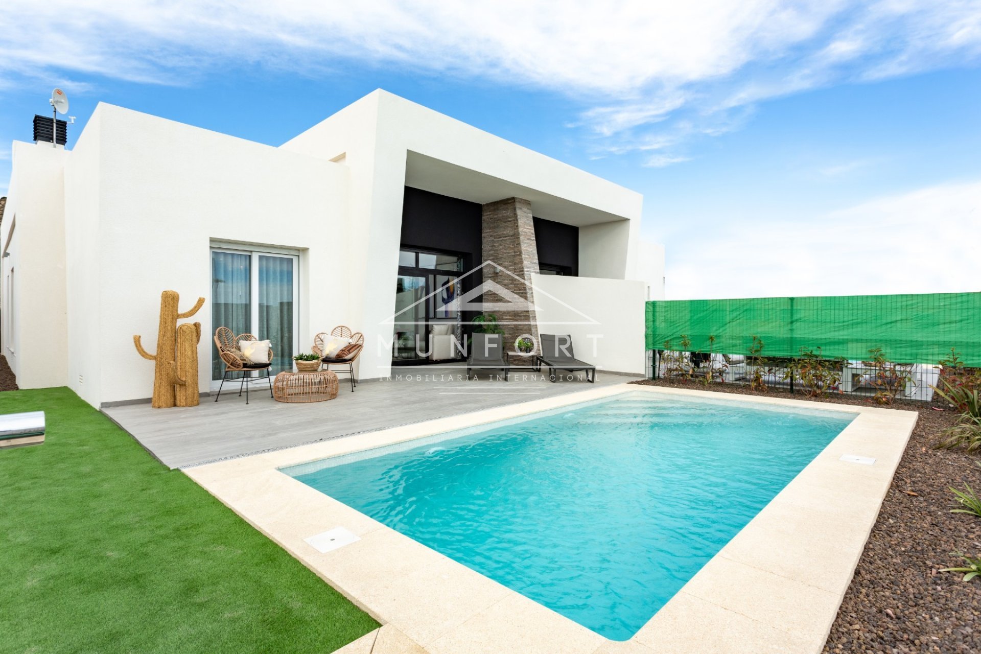 Segunda mano - Casas Adosadas -
Algorfa
