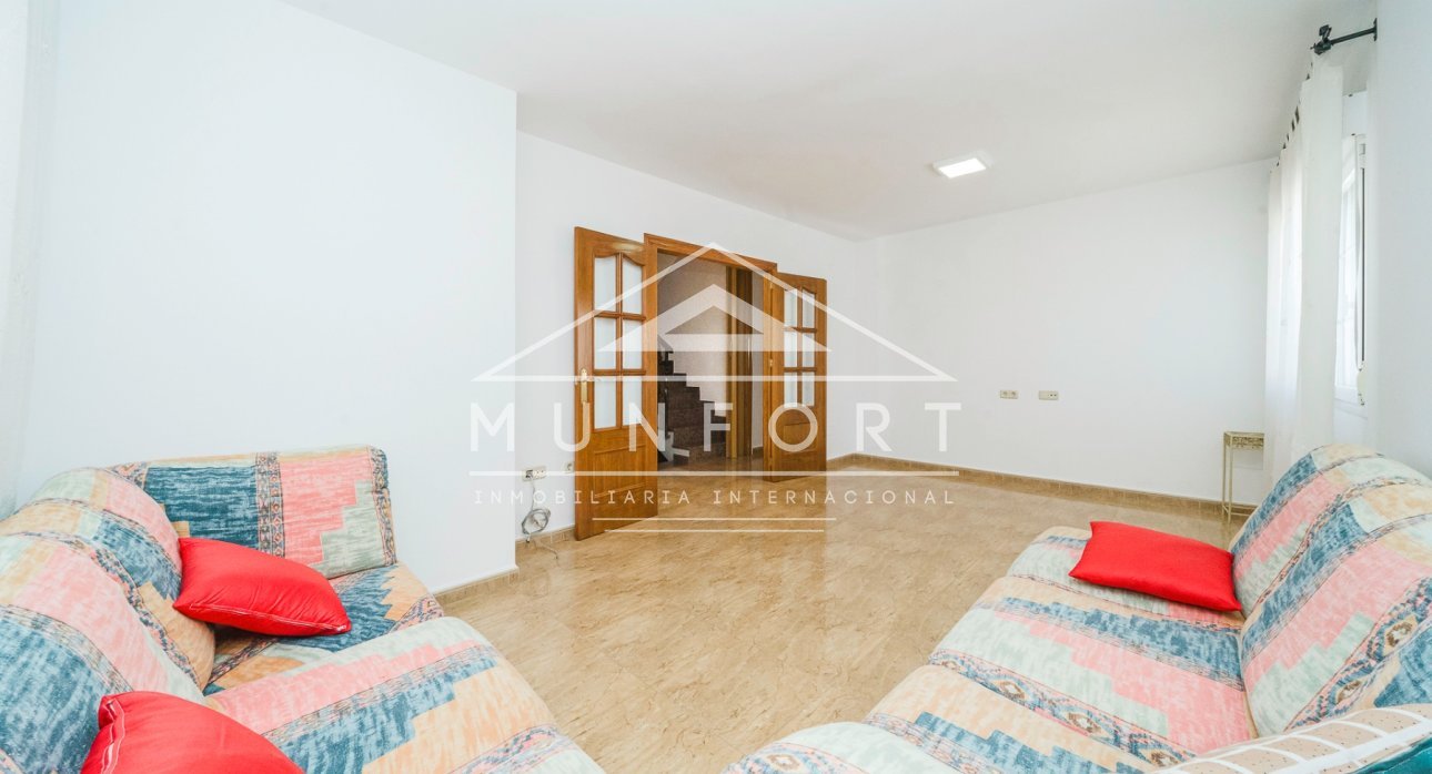 Segunda mano - Casas Adosadas -
Balsicas