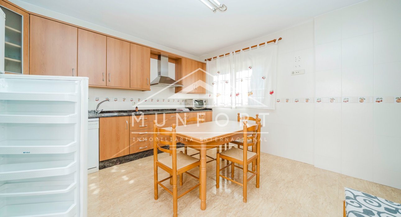 Segunda mano - Casas Adosadas -
Balsicas