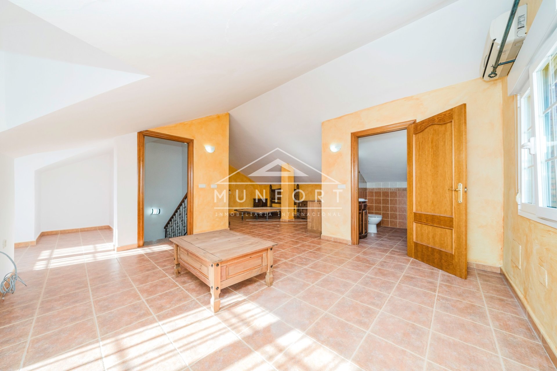 Segunda mano - Casas Adosadas -
Balsicas