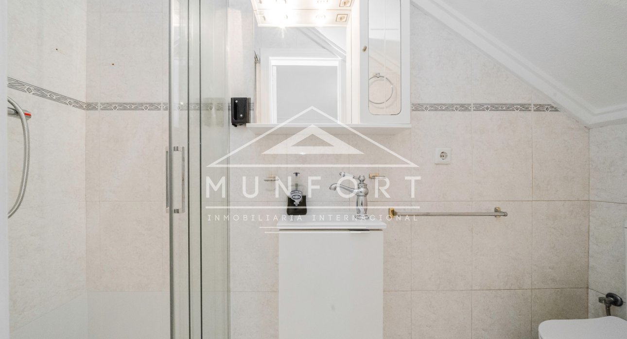 Segunda mano - Casas Adosadas -
Benijófar