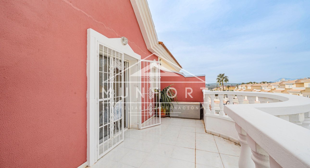 Segunda mano - Casas Adosadas -
Benijófar