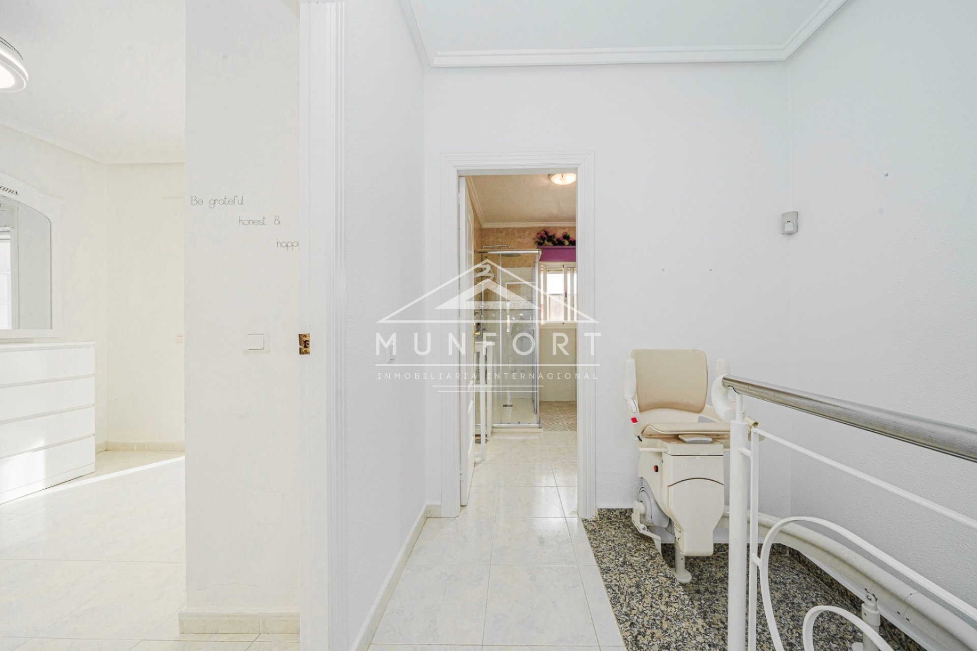 Segunda mano - Casas Adosadas -
Benijófar