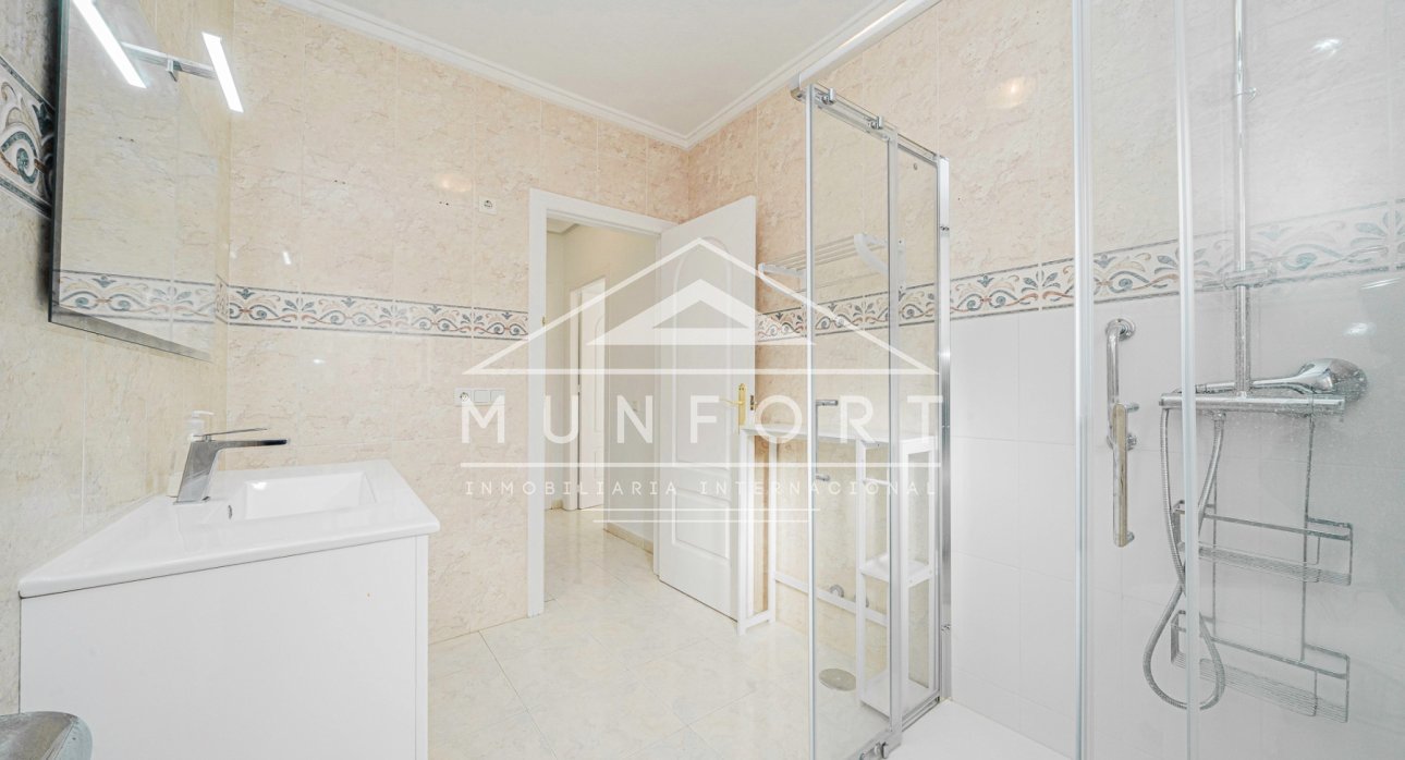 Segunda mano - Casas Adosadas -
Benijófar