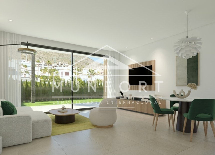 Segunda mano - Casas Adosadas -
Finestrat
