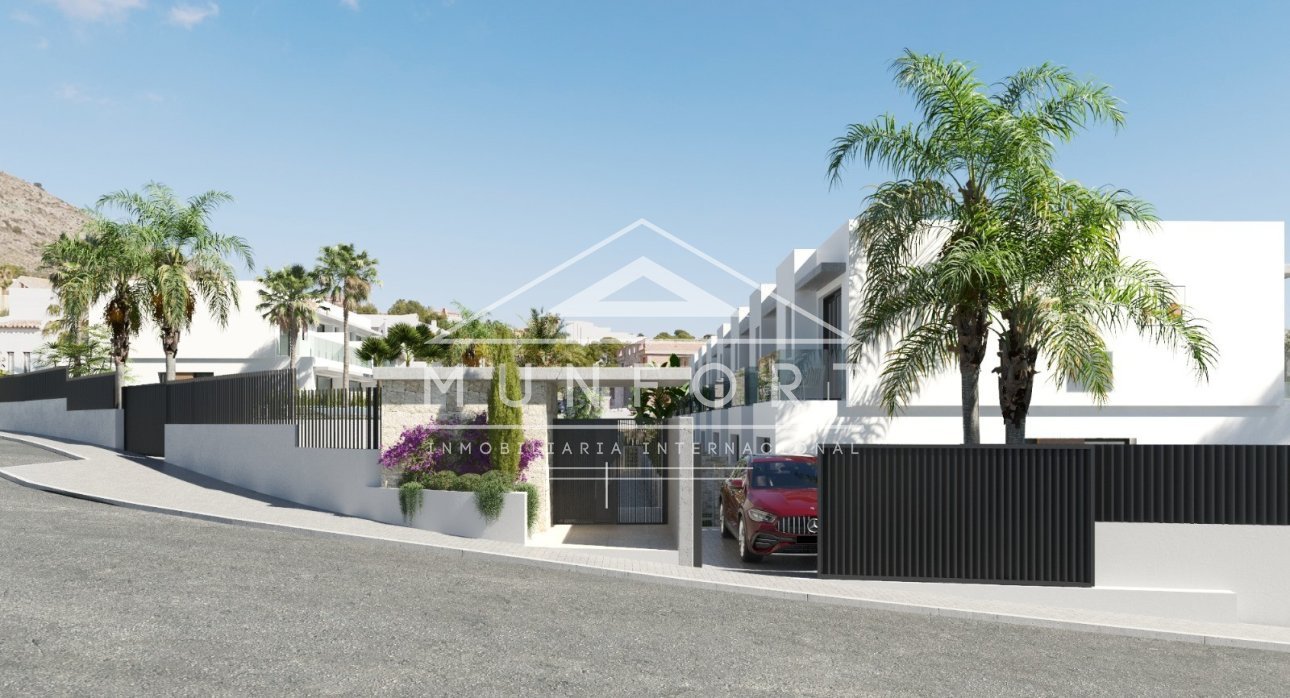 Segunda mano - Casas Adosadas -
Finestrat