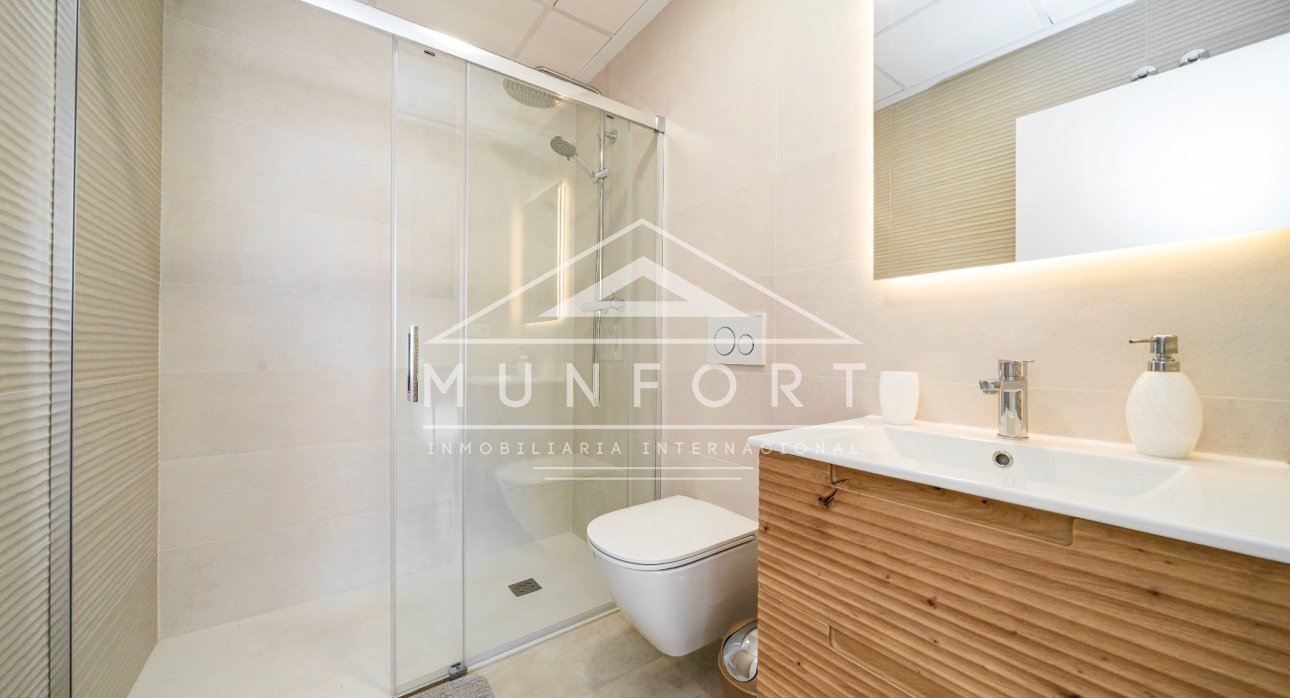 Segunda mano - Casas Adosadas -
Los Montesinos