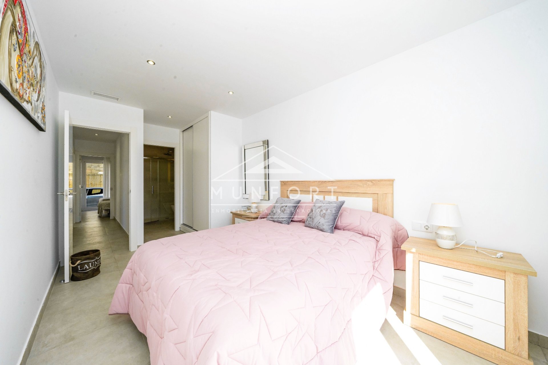 Segunda mano - Casas Adosadas -
Los Montesinos