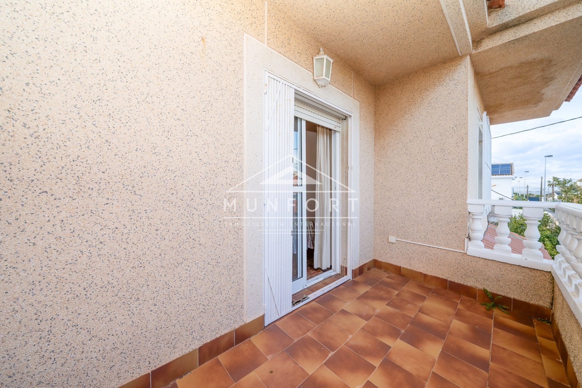 Segunda mano - Casas Adosadas -
Los Urrutias - El Carmol&iacute;