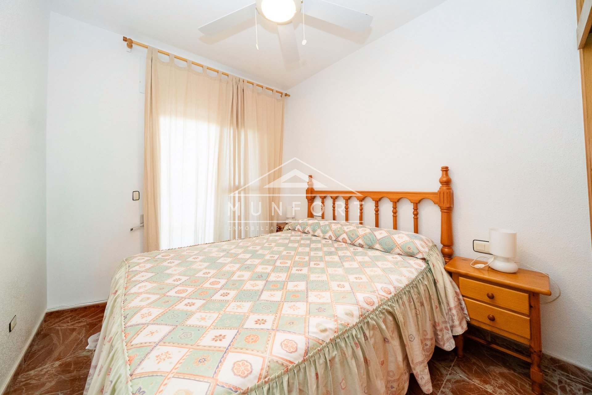 Segunda mano - Casas Adosadas -
Los Urrutias - El Carmol&iacute;