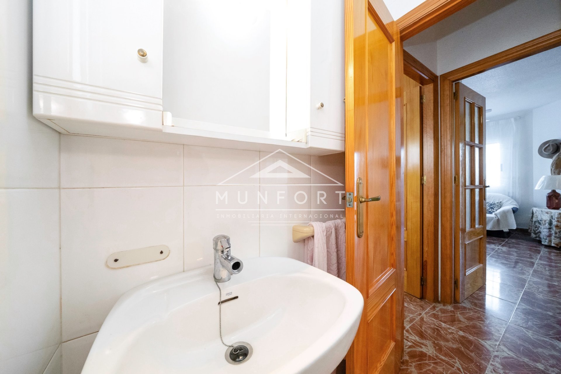 Segunda mano - Casas Adosadas -
Los Urrutias - El Carmol&iacute;