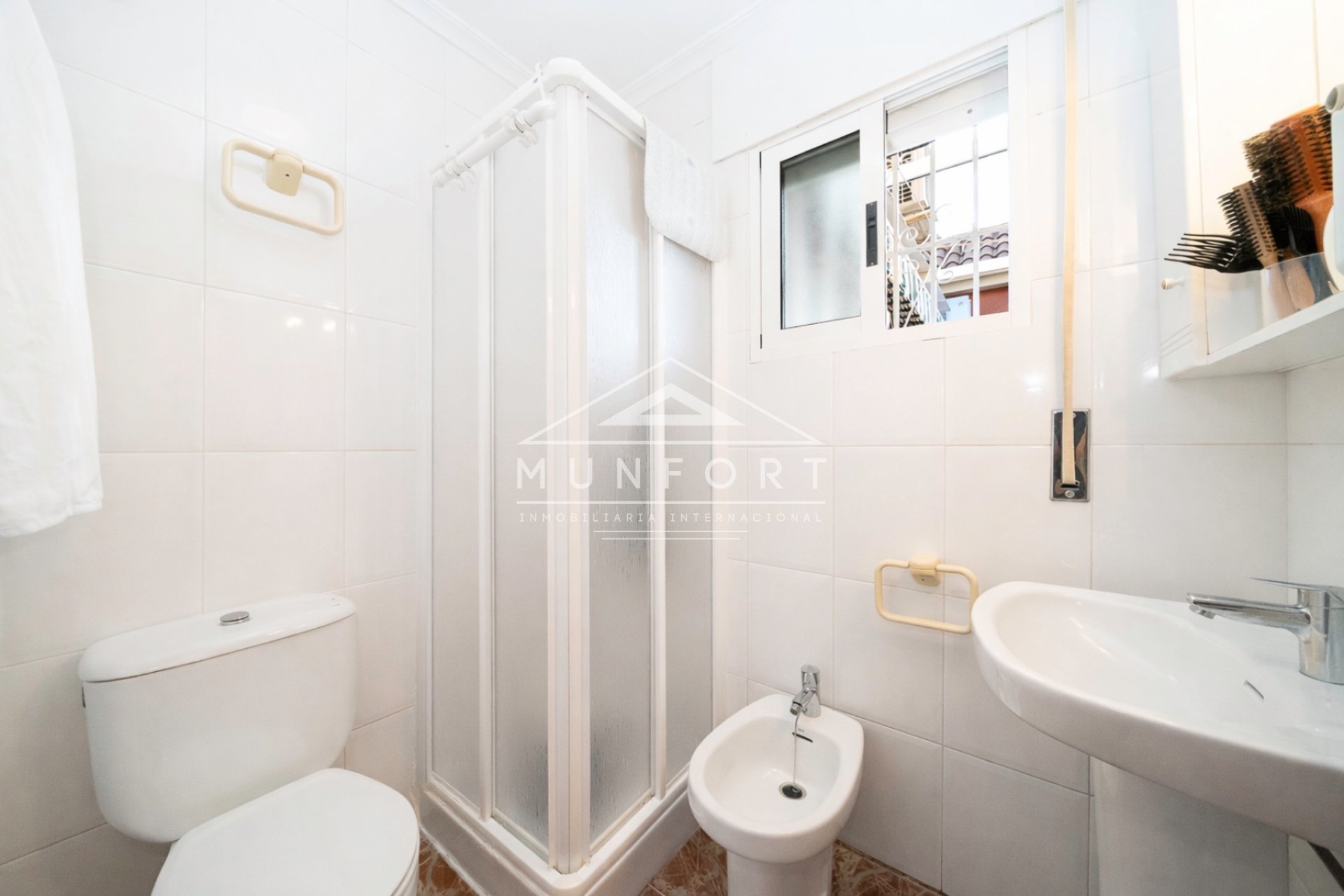 Segunda mano - Casas Adosadas -
Los Urrutias - El Carmol&iacute;